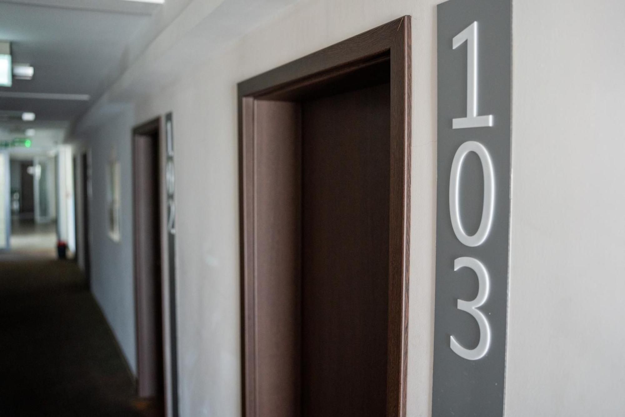 Aparthotel Strefa Budget Tychy Eksteriør bilde