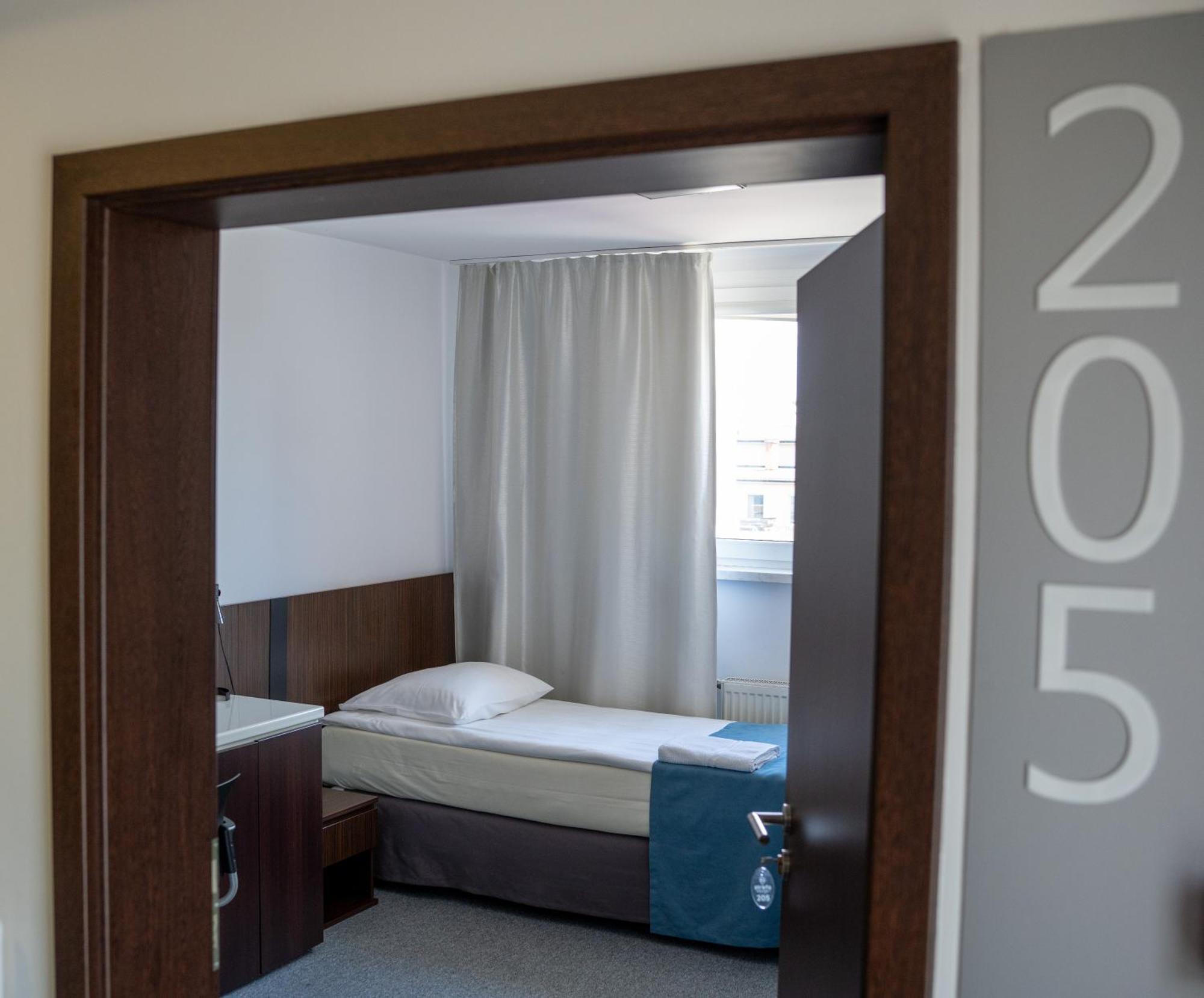 Aparthotel Strefa Budget Tychy Eksteriør bilde